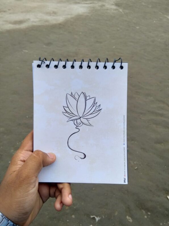 BLACK NOTEBOOK OUTSIDE